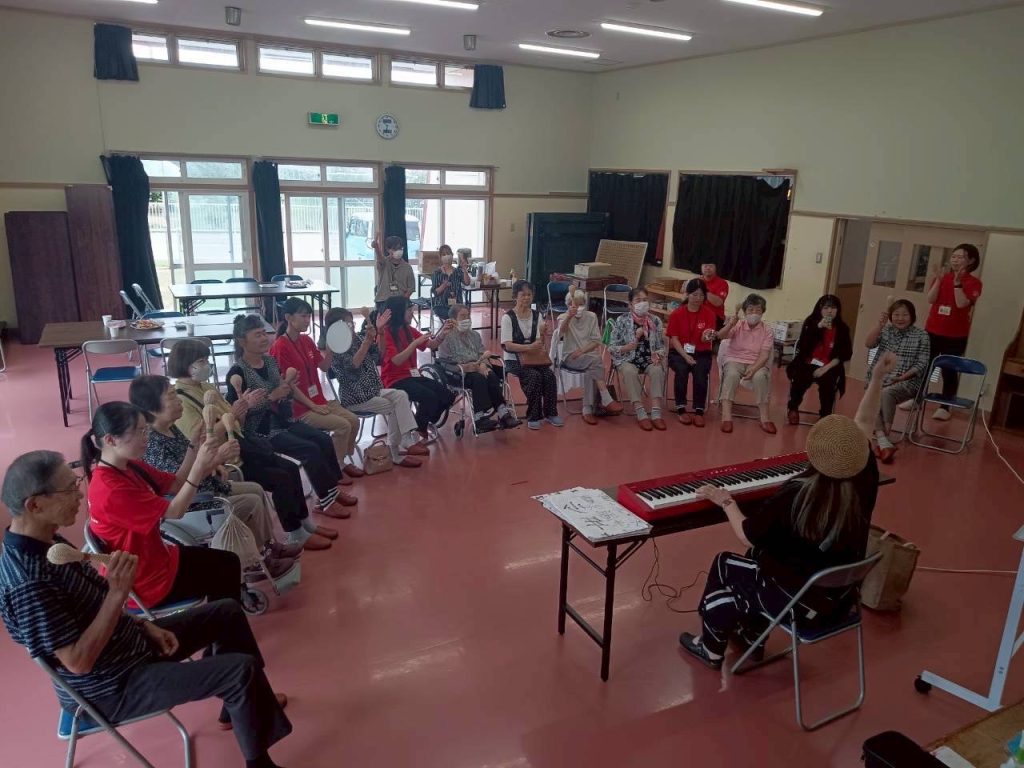 音楽サロンへの参加